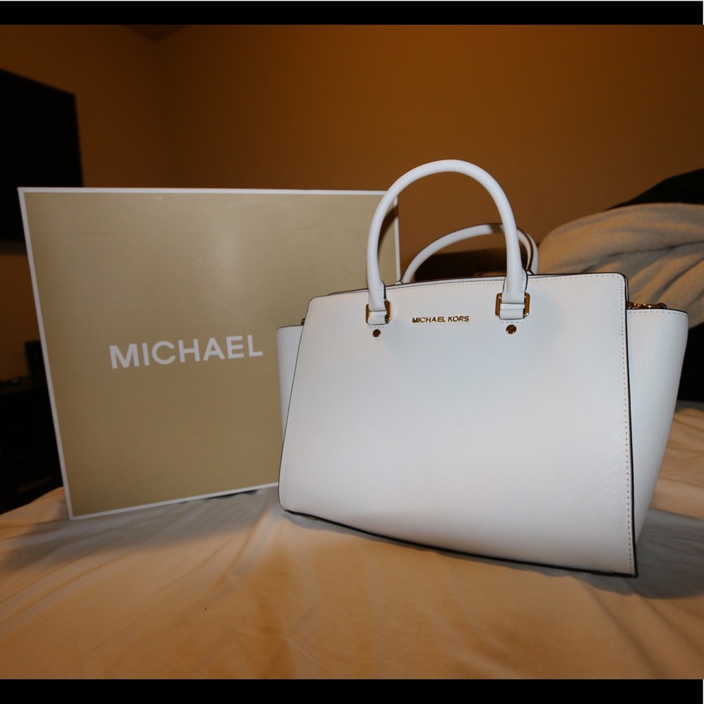 Michael Kors Purse!
